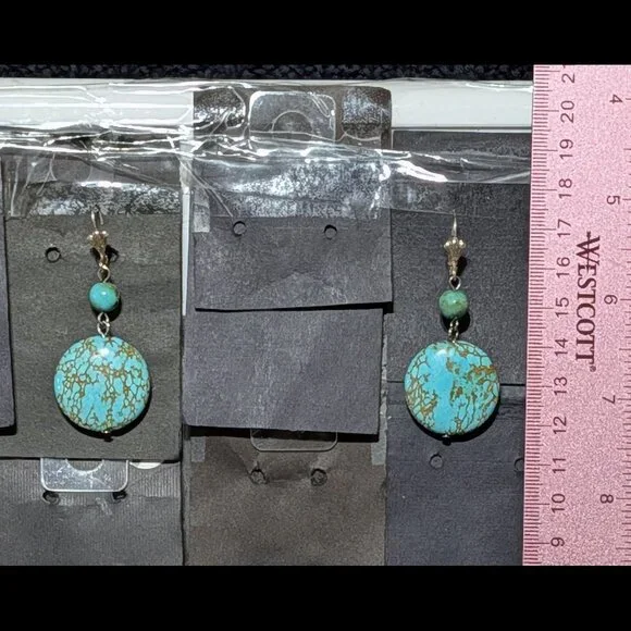 Fashionable Estate 1980s Native American Turquoise Sterling Silver Earrings - Picture 2 of 2